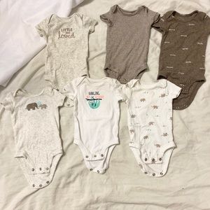 Carter’s Baby Boy Lot of 6 Onesies Size Newborn